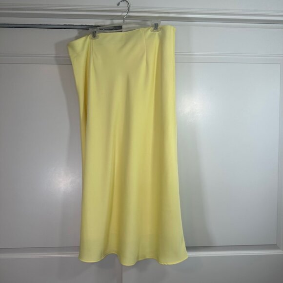 Butter Yellow Satin Bias Midi Skirt XXLP - New without tags - Picture 7 of 7